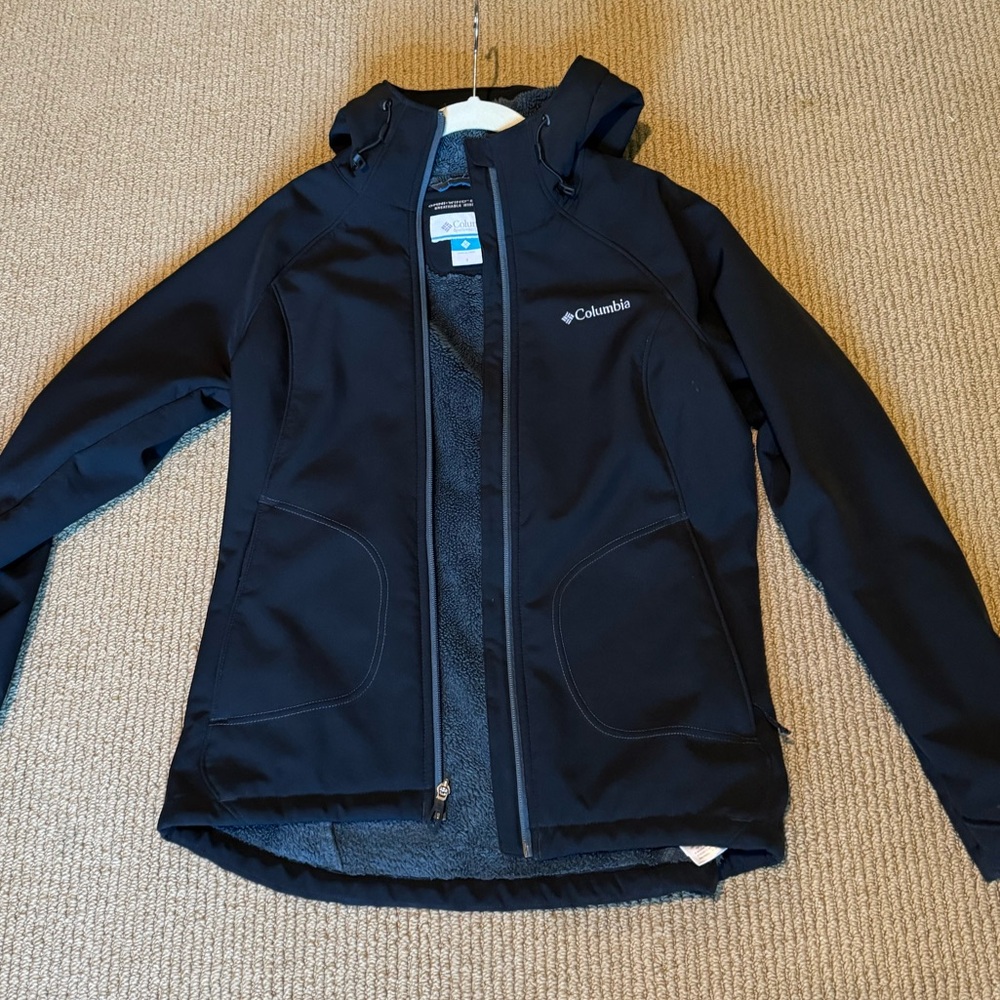 Women’s Columbia jacket